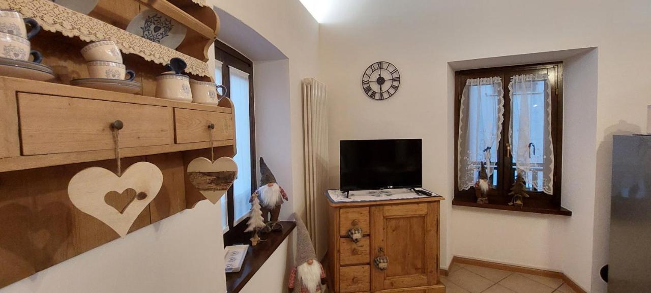 Loft Della Perpetua Di Casa Bernardi, Fuga Romantica Petfriendly Montagnaga  Екстериор снимка