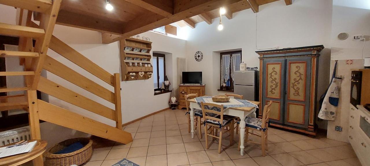 Loft Della Perpetua Di Casa Bernardi, Fuga Romantica Petfriendly Montagnaga  Екстериор снимка