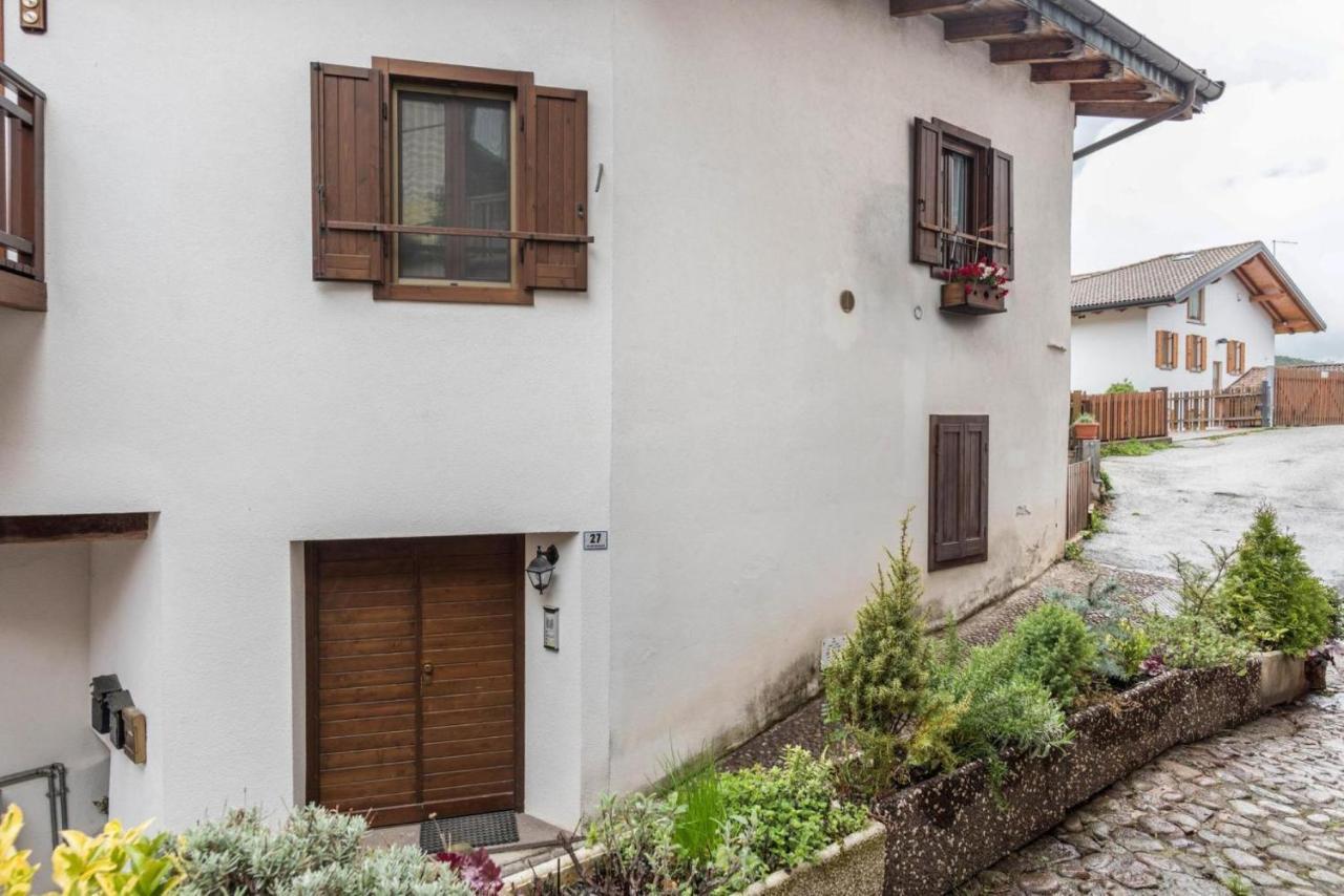 Loft Della Perpetua Di Casa Bernardi, Fuga Romantica Petfriendly Montagnaga  Екстериор снимка