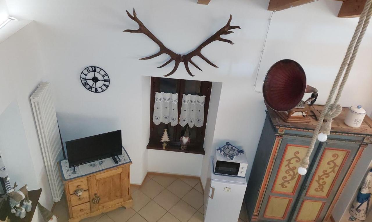 Loft Della Perpetua Di Casa Bernardi, Fuga Romantica Petfriendly Montagnaga  Екстериор снимка