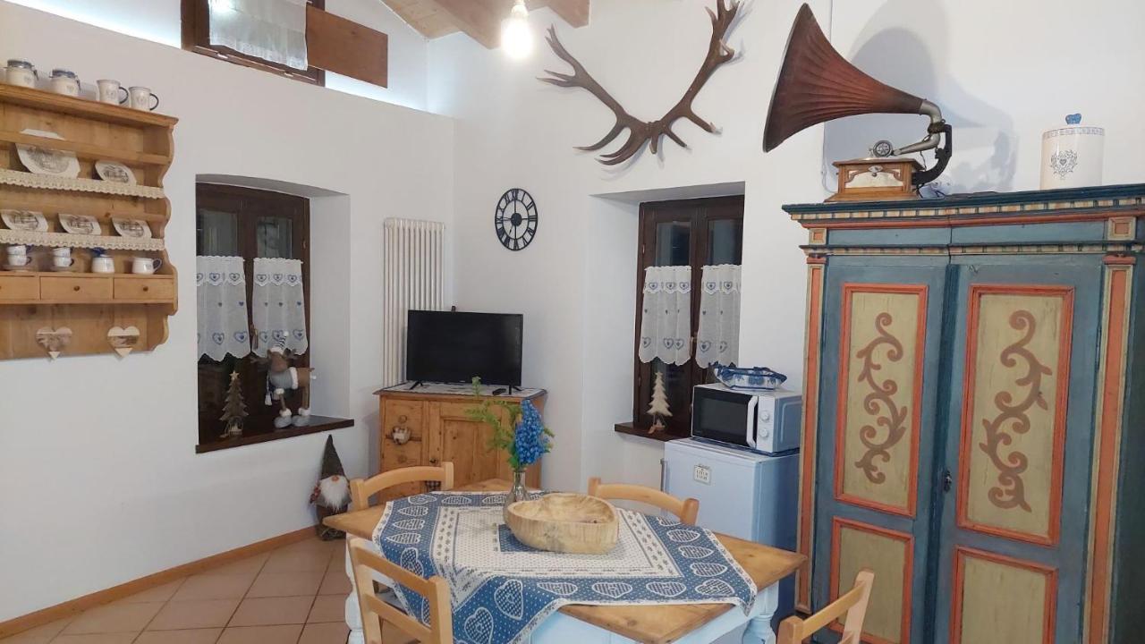 Loft Della Perpetua Di Casa Bernardi, Fuga Romantica Petfriendly Montagnaga  Екстериор снимка