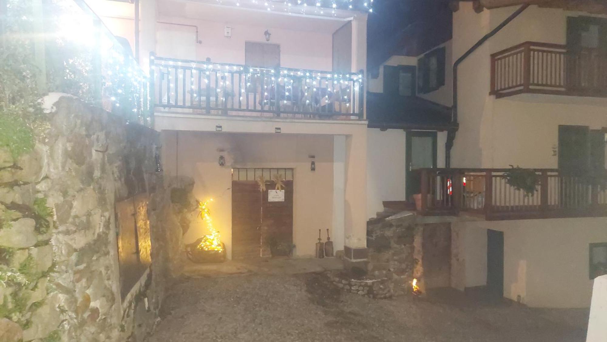 Loft Della Perpetua Di Casa Bernardi, Fuga Romantica Petfriendly Montagnaga  Екстериор снимка